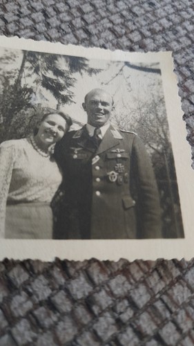 Luftwaffe decorated pilot - decorated,