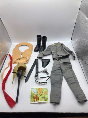 Rare vintage action man - man,